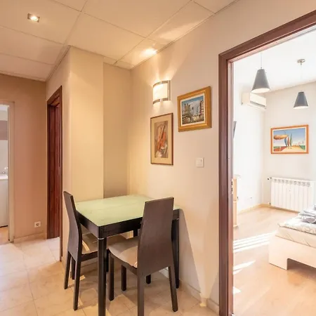 Charming Flat On The Theatre Street Of *