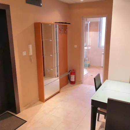 Lejlighed Charming Flat On The Theatre Street Of Sofia